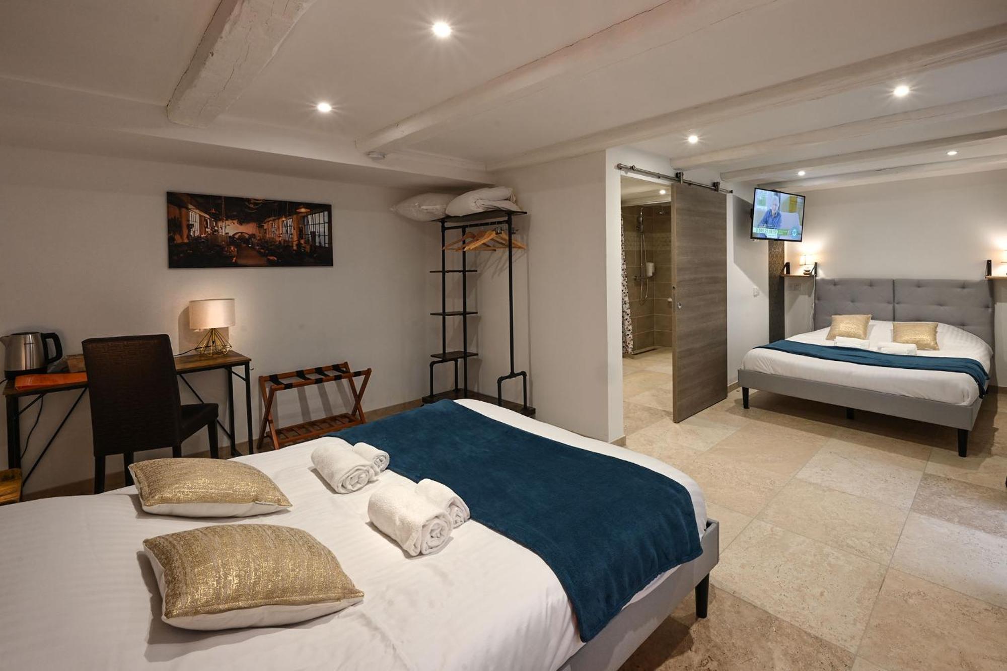 Hotel De La Croisee Poncin Eksteriør billede